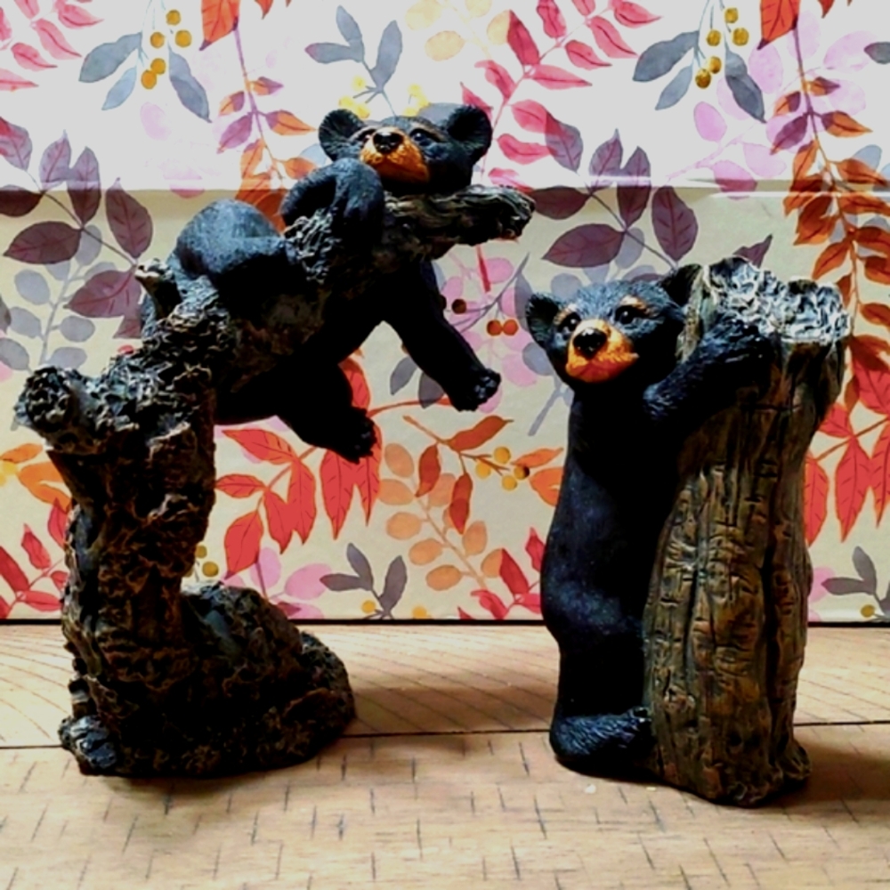 Charming Black Bear Art Sculptures‎